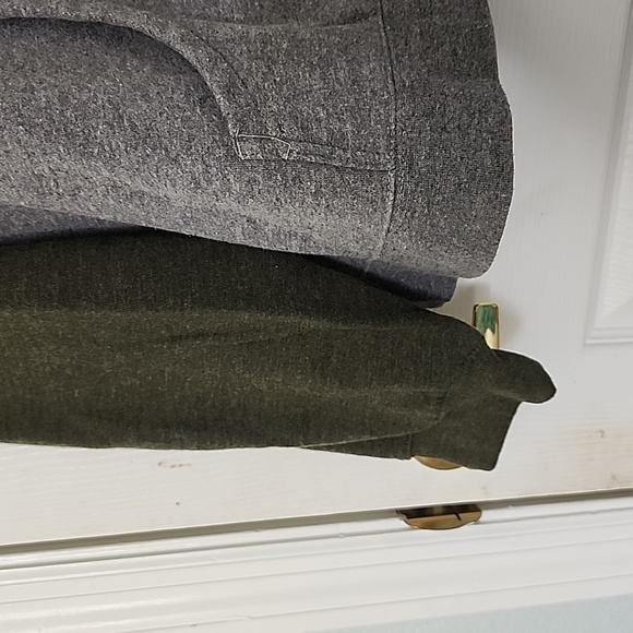 MEN'S HOODIE SIZE XXL - Picture 4 of 10